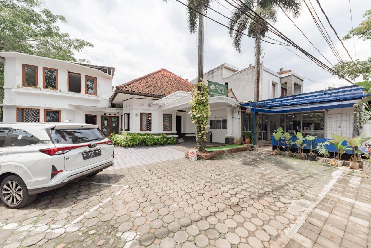 Hotel O Bandung Near Stadion Siliwangi Formerly The Ethnic Hotel Μπαντούνγκ Εξωτερικό φωτογραφία