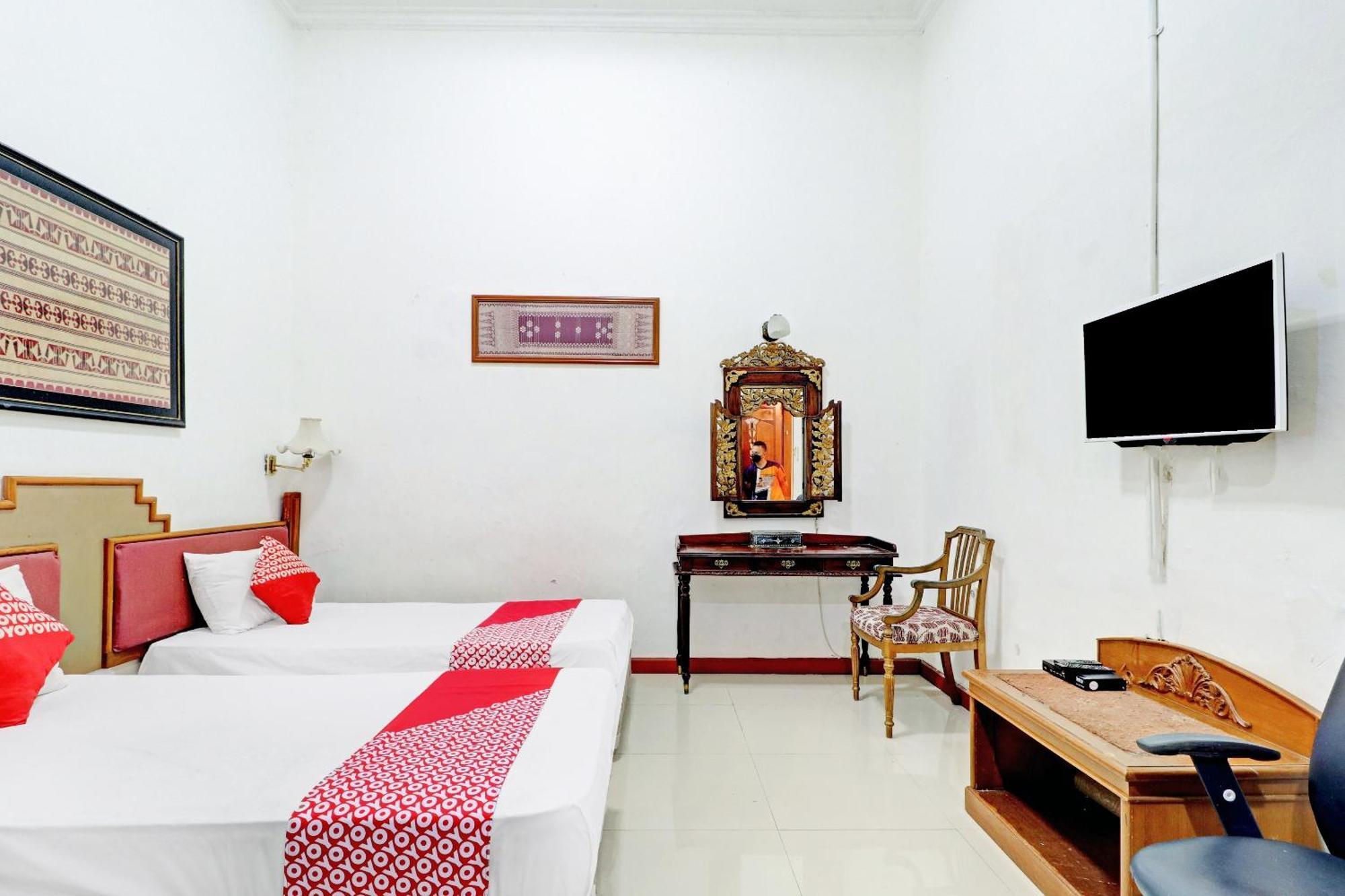 Hotel O Bandung Near Stadion Siliwangi Formerly The Ethnic Hotel Μπαντούνγκ Εξωτερικό φωτογραφία